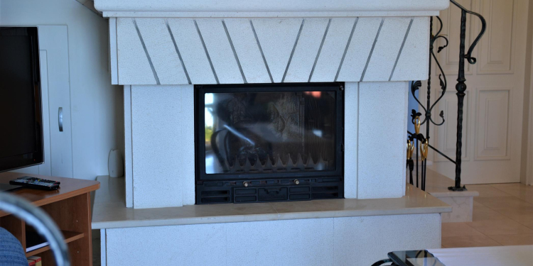 Beachfront Villa Gradina